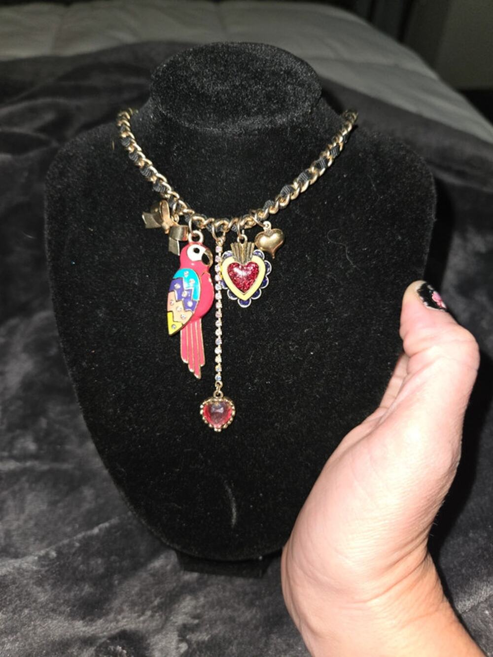 discontinued " Art Campaign" Betsey Johnson necklace